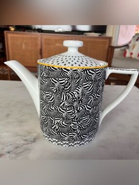Ted Baker Portmeirion Langdon Teapot Black White Geometric Pattern Fine Porcelai